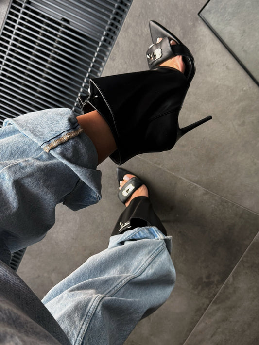 AF-MUL-BLK-001